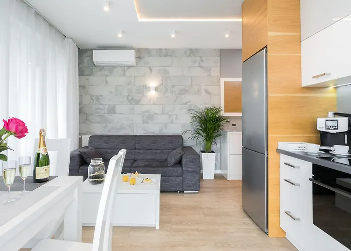 Let's - Arianska 6 Hotel Kraków