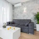 Let's - Arianska 6 Hotell