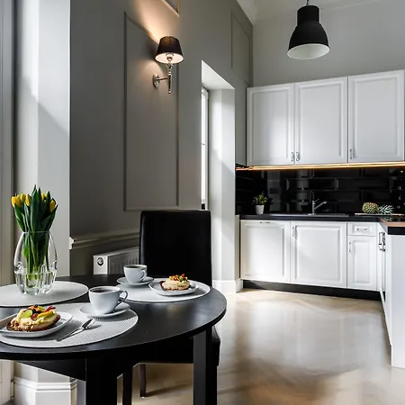 Let's - Arianska 6 Hotel